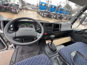 2024 Medium Duty Truck HINO S4 2136064-20